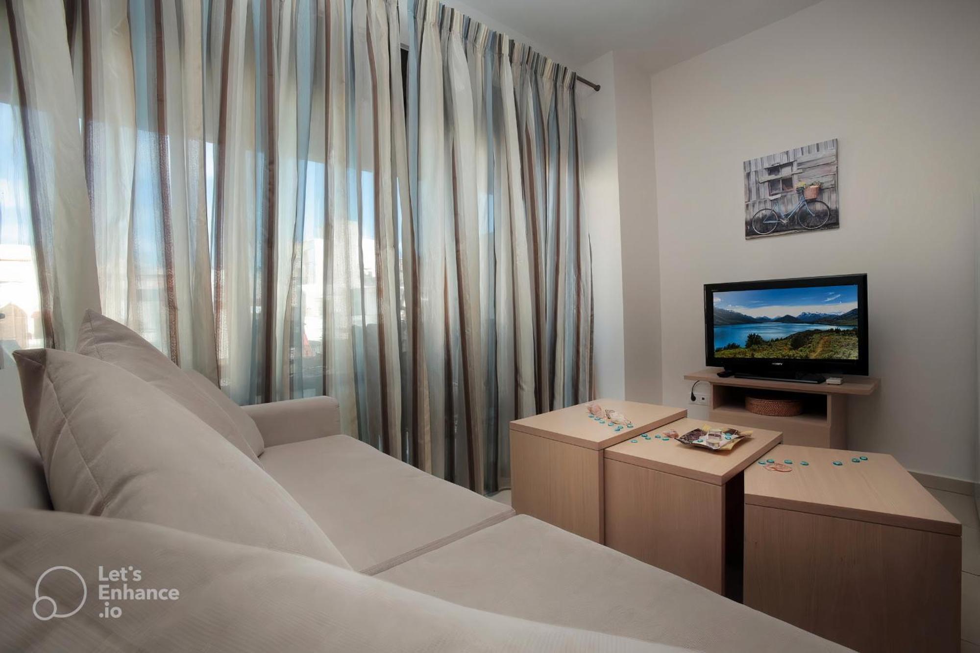 Onyx City Center Apartment With Parking كاندية المظهر الخارجي الصورة