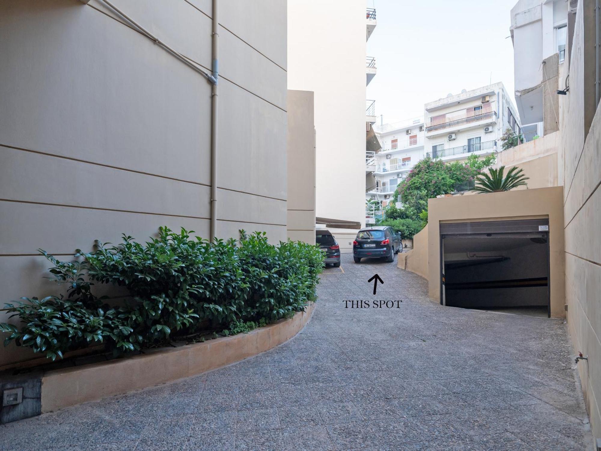 Onyx City Center Apartment With Parking كاندية المظهر الخارجي الصورة