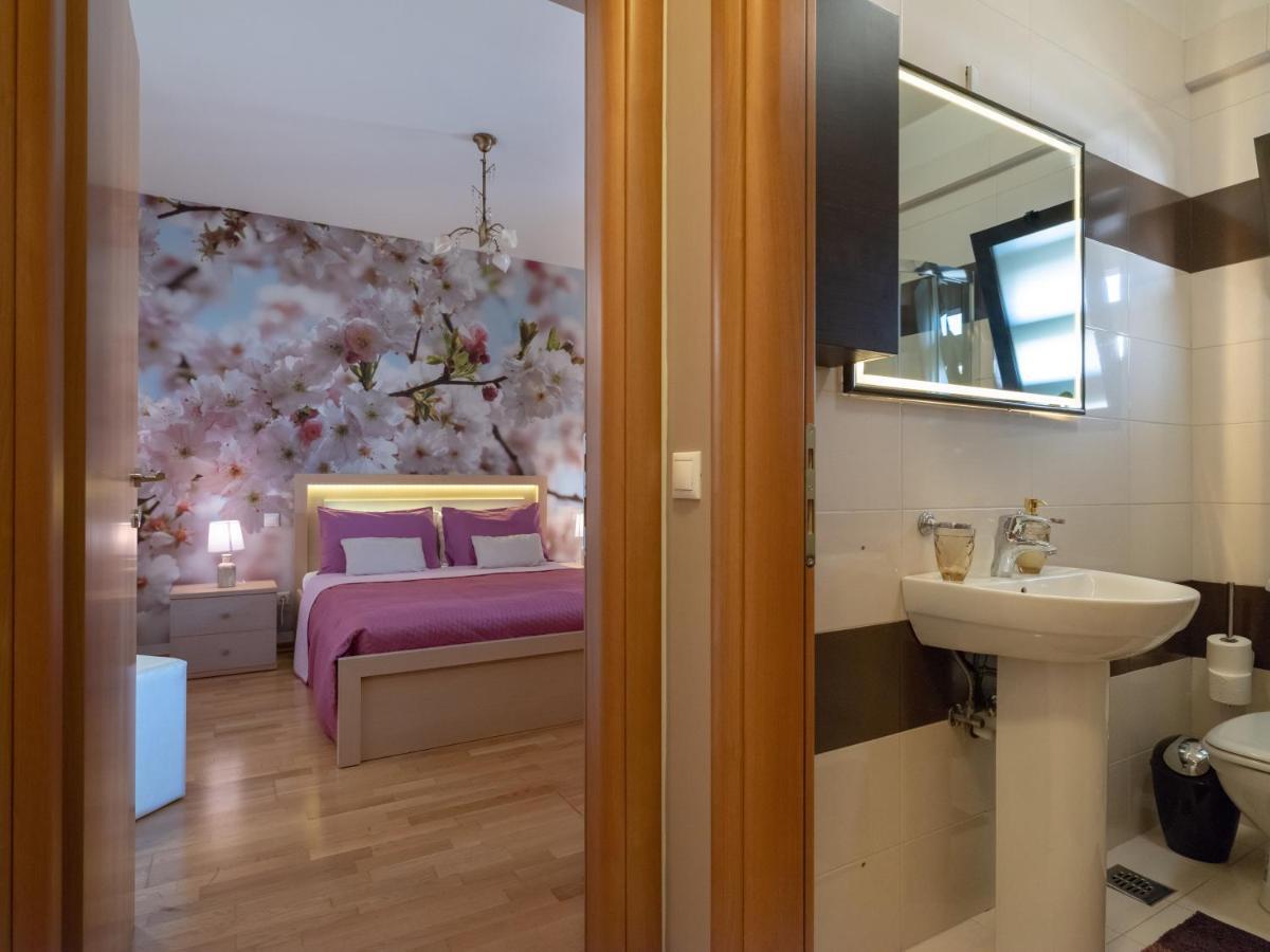 Onyx City Center Apartment With Parking كاندية المظهر الخارجي الصورة